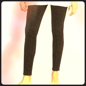 Old Navy Velvet Leopard Cheetah Print Leggings